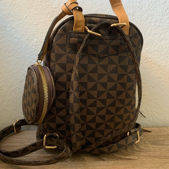 Tyler Rose Checkered Backpack Purse - Picture 2 of 3